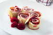 Pfannkuchen mit Himbeeren