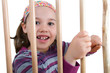 Mädchen hinter Gittern