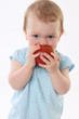 babys erster apfel