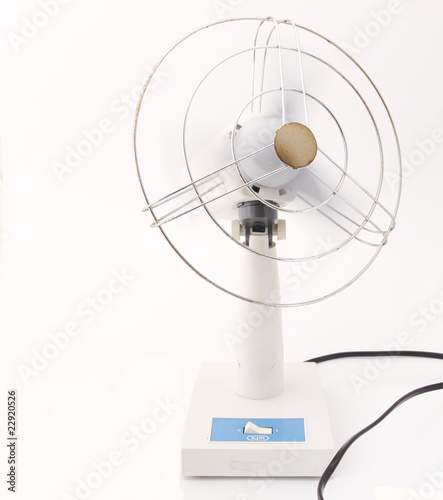 Photo: Electric desktop fan Electric desktop fan