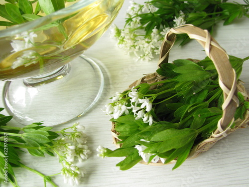Foto: Waldmeisterbowle Waldmeisterbowle