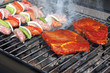 Foto: Fleisch auf dem Grill Fleisch auf dem Grill