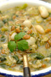 Zuppa di cereali integrali  e legumi
