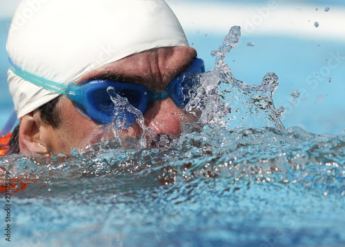 Photo: Schwimmer Schwimmer