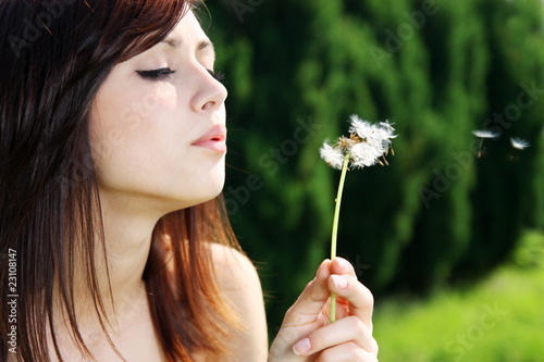 Cute Girls Pics on Pretty Girl With Dandelion    Ninamalyna  23108147   See Portfolio