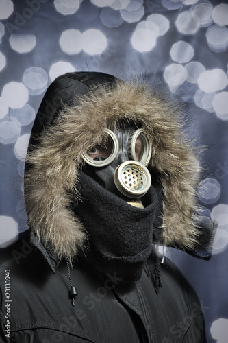 Photo: Man in respirator Man in respirator