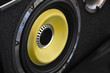gelber Subwoofer