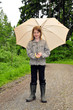 Kind Regenschirm Wald Natur