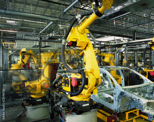 Foto: car production line car production line