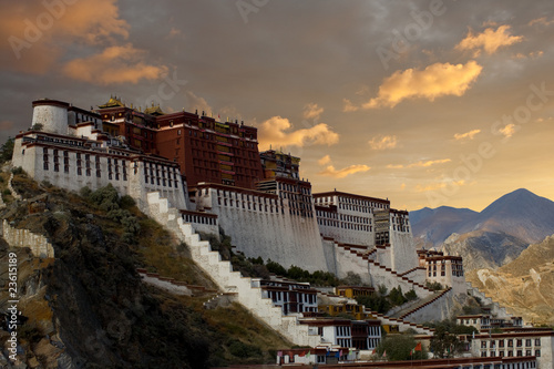 Foto: Potala Palace Angled Sunset Potala Palace Angled Sunset