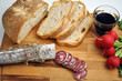 Break, pane, salame, vino e rapanelli