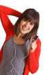 Frau hält MP3-Player in der Hand