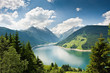 Alpen mit Stausee