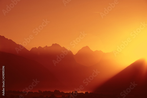 Foto: Sonnenaufgang in den Alpen Sonnenaufgang in den Alpen