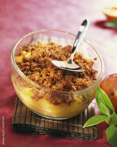 Foto: nectarine and speculos biscuit crumble nectarine and speculos biscuit crumble