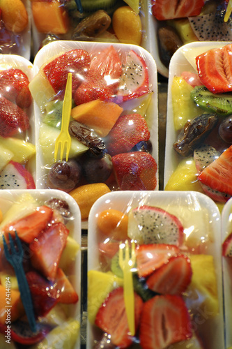 Foto: freshly packed fruit freshly packed fruit