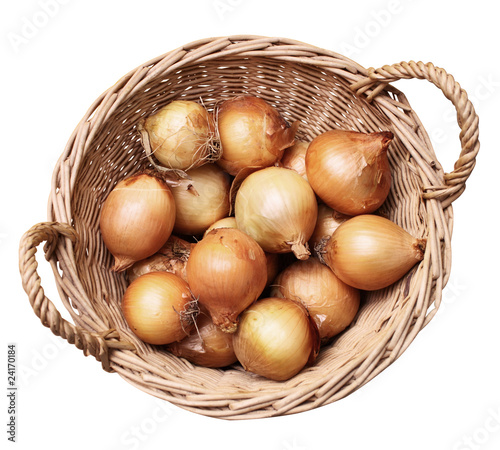 Foto: Zwiebeln im Korb Zwiebeln im Korb
