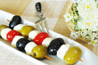 Mozzarella mit Oliven Mozzarella mit Oliven