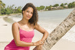 Femme métisse sur une plage des caraïbes Femme métisse sur une plage des caraïbes
