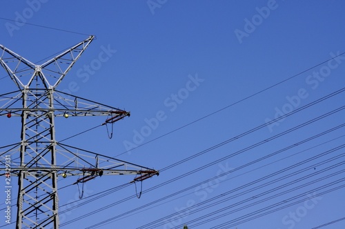 Foto: electricity power pole - Strommasten & Energie electricity power pole - Strommasten & Energie
