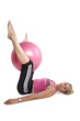 femme qui fait des exercices au fitball