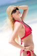 Junge Frau am Strand