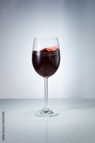 Photo: Rotwein 02 Rotwein 02