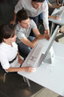 Foto : Group of student in business training Group of student in business training