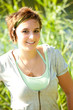 Foto: Junge Frau im Park Junge Frau im Park