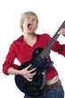jeune fille hurlant avec une guitare électrique