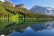 Foto: Emerald Lake - Mountain Reflections Emerald Lake - Mountain Reflections