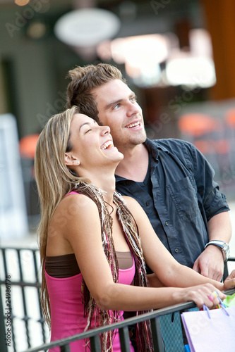 Photo: Happy shopping couple Happy shopping couple