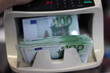 100 euro