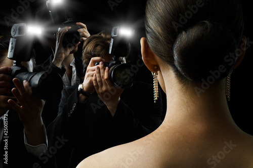 Photo: paparazzi paparazzi