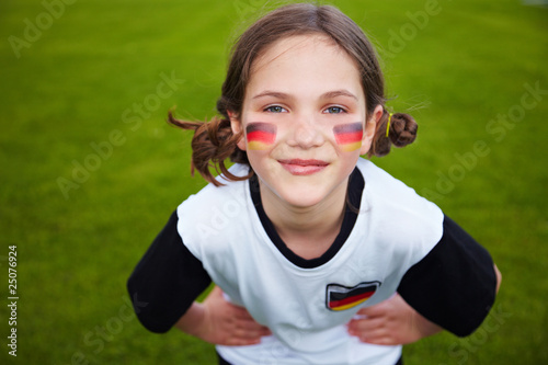 Photo: Mädchen im Deutschland-Trikot Mädchen im Deutschland-Trikot