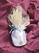 Drageoire de satin blanc