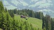 Video: Blick auf die Alm im Tal Blick auf die Alm im Tal