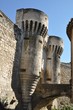 remparts pernes les fontaines