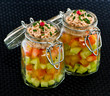 Verrines aux légumes et au Thon sur fond noir Verrines aux légumes et au Thon sur fond noir