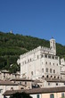Gubbio, palazzo dei Consoli e monte Igino