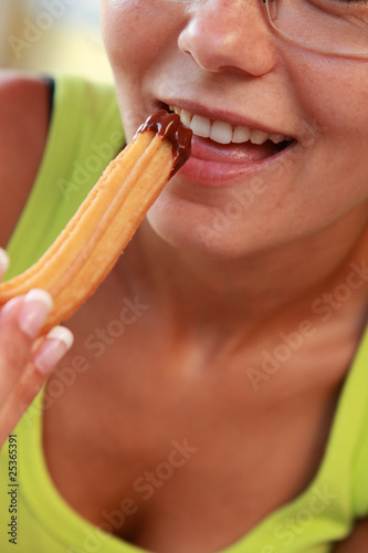 Photo: comiendo churros 2 comiendo churros 2
