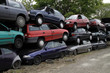 Foto: Autos auf einem Schrottplatz Autos auf einem Schrottplatz