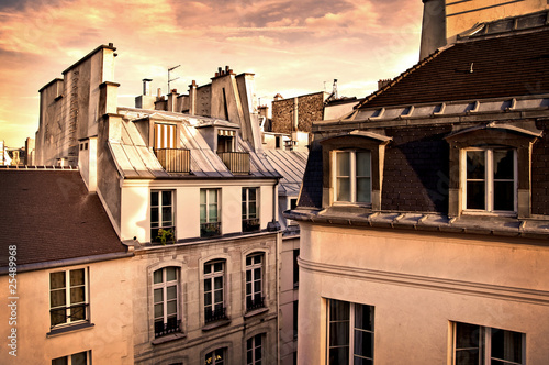 Toits de Paris - France