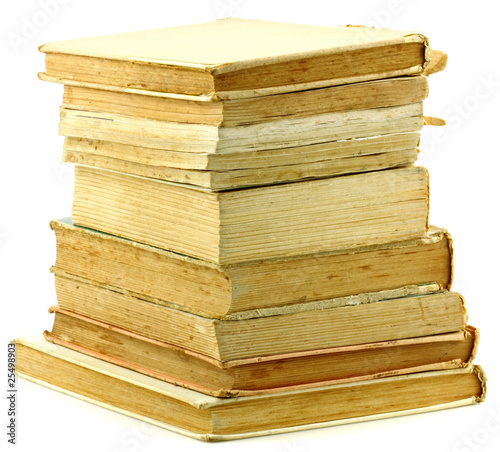 livres scolaires anciens, fond blanc livres scolaires anciens, fond blanc