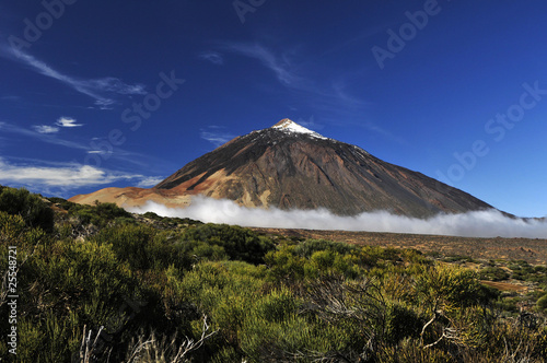 Foto: Teide volcano from far Teide volcano from far