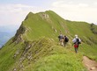 Foto: seniors hiking (2) seniors hiking (2)