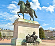 Statue de Louis XIV sur la place Bellecour à Lyon Statue de Louis XIV sur la place Bellecour à Lyon