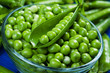 Foto: Fresh raw green peas Fresh raw green peas