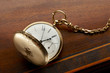 Foto: Gold pocket watch Gold pocket watch