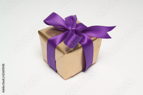 Photo: Gift-wrapped present Gift-wrapped present